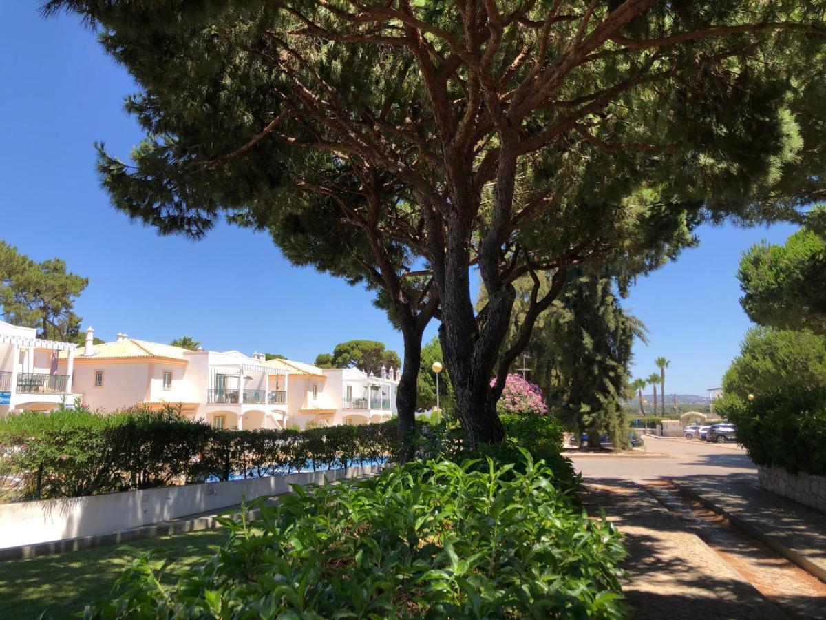 Algarve Albufeira, Quiet Apart With Pool At 10 Mn Walk From Praia Da Falesia Ольюш-ди-Агуа  Экстерьер фото